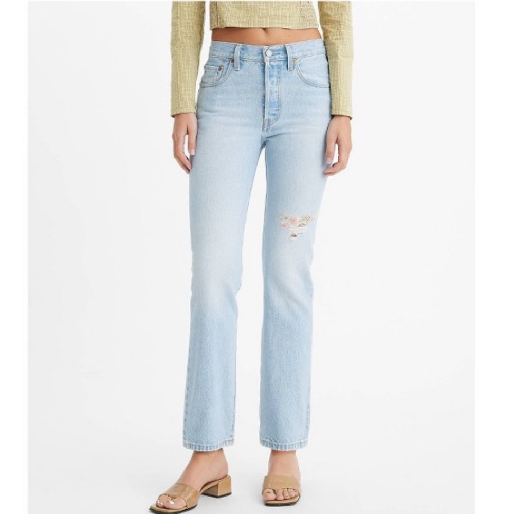 Levi's Women's 501 High-Rise Straight Jeans
- She's Crafty  NWT